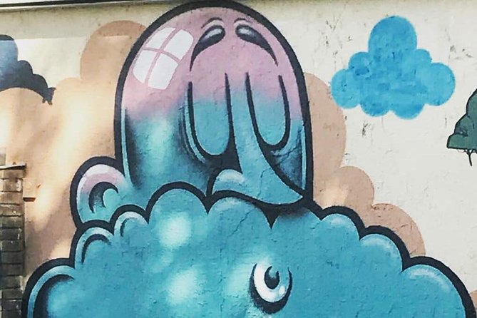 Private Street Art 2-Hour Guided Tour in Paris - Private and Personal: What the 2-Hour Format Really Means