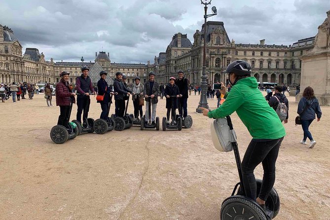 Private Tour: Discover Paris with Local, 3 hours on a Segway - Stop 5: Place de la Concorde (an evocative central square)