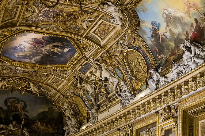 Private tour Louvre By night - Richelieu department: Napoleon’s grandeur and a big-picture finish