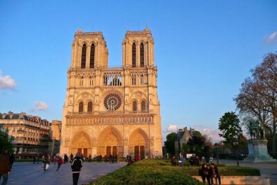 Private tour of various Monuments in Paris - Meeting at Place Vauban and using the car wisely