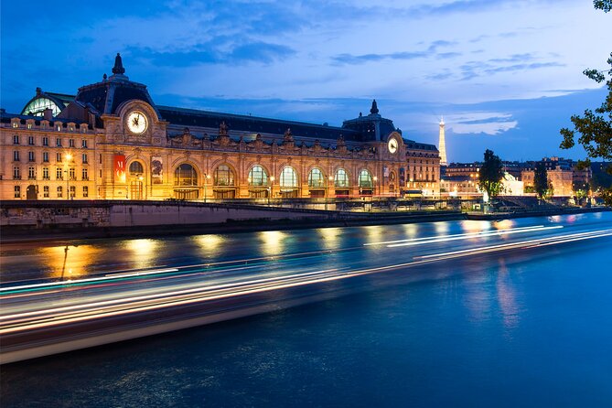 Private tour of various Monuments in Paris - Pantheon and Place de la Sorbonne: Paris academia vibes