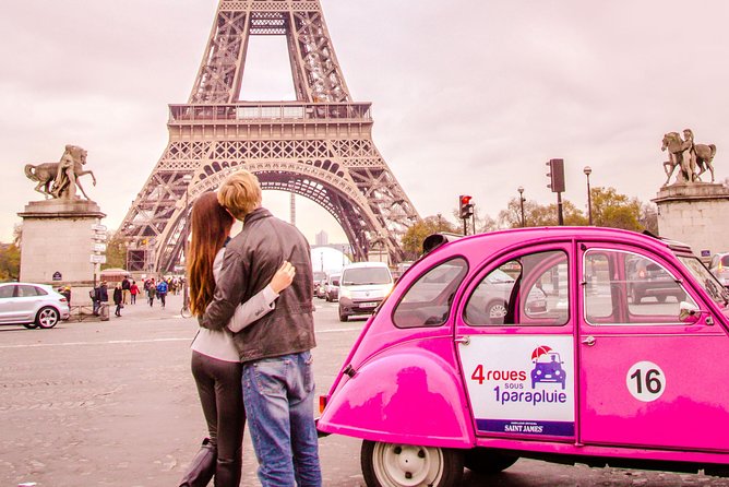 Private tour Paris 3 hours in vintage Citroën 2CV - Riding in a 2CV: comfort, space, and why it matters