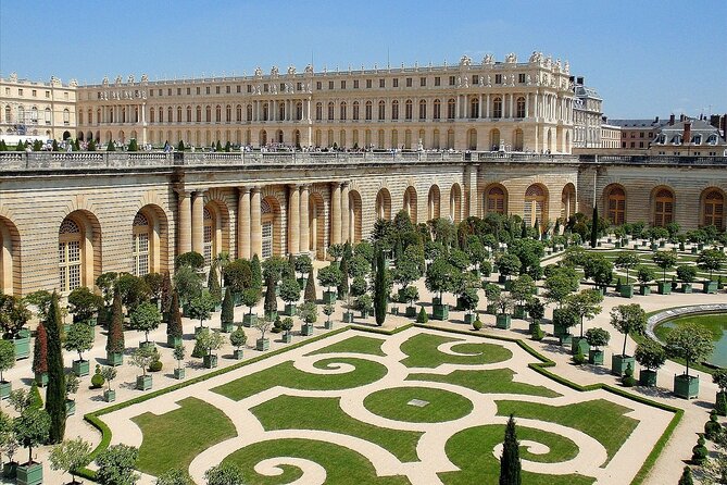 Private Tour with Guide to Midnight in Paris Movie Locations - Latin Quarter and Place Vendôme: Church Steps, Gothic Details, and a Luxury Square