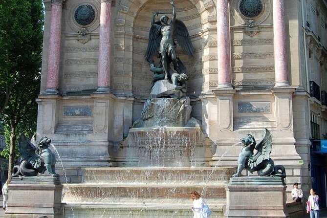 Private Tour with Tickets to the Louvre Museum & Crepes - A 4-Hour Paris Plan That Feels Like Two Trips in One