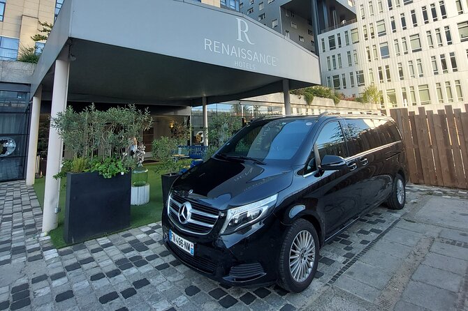 Private Transfer from CDG or ORY Airport to Paris City - CDG or ORY Pickup: Where You Find Your Driver