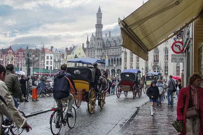 Private Transfer From Paris to Bruges - Choosing the right vehicle: sedan, MPV, or van (and why it matters)