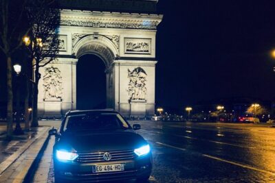 Private Transfer to Disneyland Park - The Driver: Bilingual, Professional, and Focused on Timing