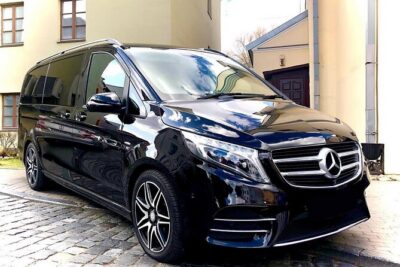 Private Transfers from Paris Airport CDG to Paris City - The Vehicle Setup: Sedan vs Van and Why Luggage Size Matters