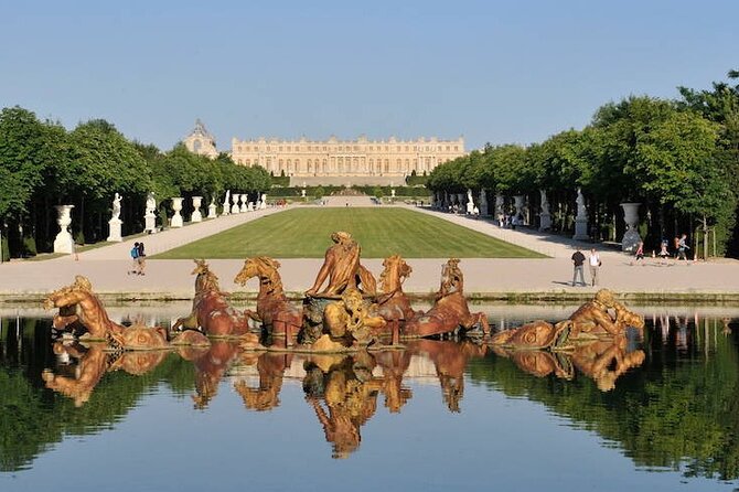 Private Versailles Tour with Guide + Round Trip Transport from Paris - Logistics That Matter: Meeting, Waiting, and Timing Sync