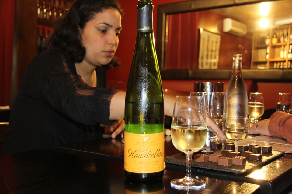 Private Wine and Chocolate Tasting Experience - What the expert actually does during the pairing lesson