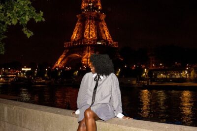 Professional Eiffel Tower Photo Tour with VOGUE Photographer - Stop-by-stop: from Trocadéro gardens to a local street view