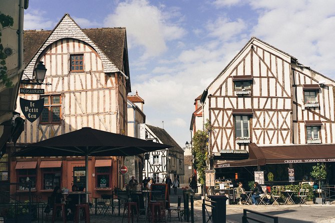 Provins - Medieval City Tour - Private Trip - Ramparts walking tip: plan for a return path