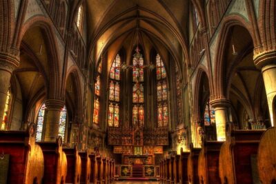 Sainte-Chapelle and Conciergerie Guided Tour with Ticket in Paris - Conciergerie: from royal palace to Revolutionary prison stories