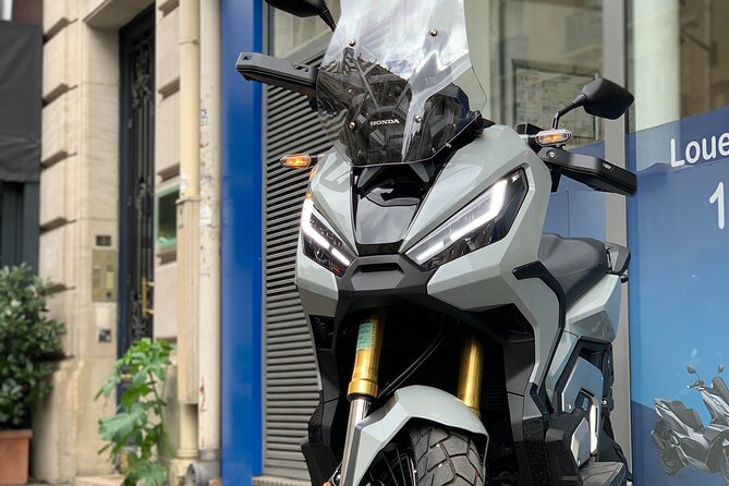 Scooter rental X-ADV Honda 2023 (A2 license) Paris - Honda X-ADV 2023 in Paris: what you’re really getting