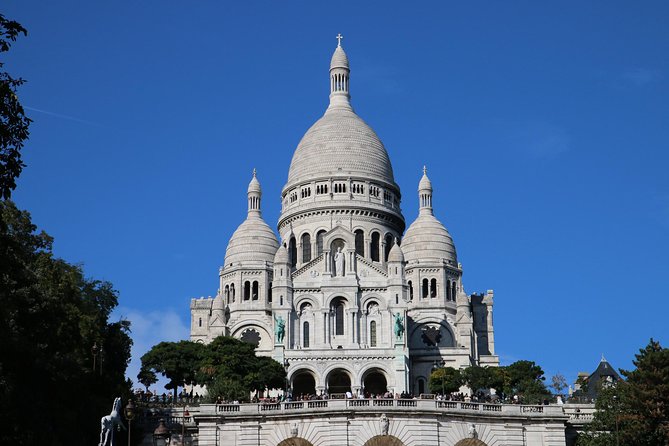 See 10+ Top Paris Sights, Fun Guide - Montmartre streets and viewpoints: the 1-hour foundation stop