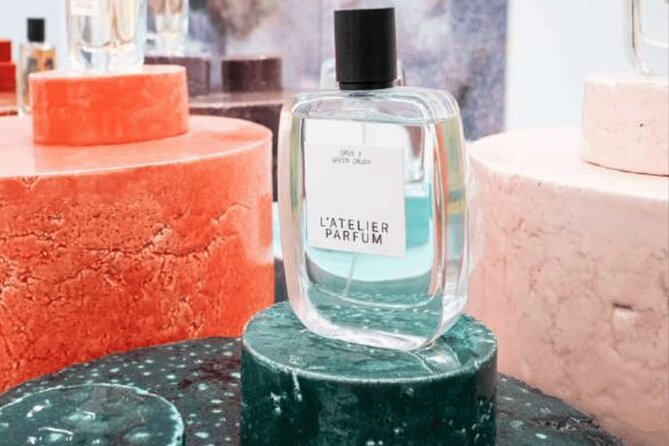 See 15 plus Paris Sights Tour and Fun Perfume Experience - The 3-hour rhythm: why this tour works on a first or second day