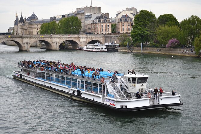 Seine River Cruise with Commentary 1 Hour - Who This Seine Cruise Suits (and Who Should Consider Another Option)