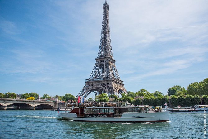 Seine River Guided Cruise by Vedettes de Paris - Live English/French Narration and a Free Commentary App That Actually Helps