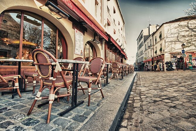 Self-Guided Audio Tour - Montmartre: The heart of art and bohemia - What to bring so the audio experience doesn’t fall apart