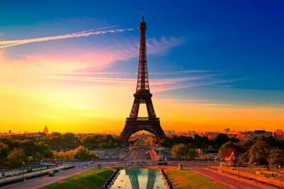 Self-Guided Audio Tour -The Eiffel Tower, Exterior - Value For $10: Admission Is Not Part of the Deal