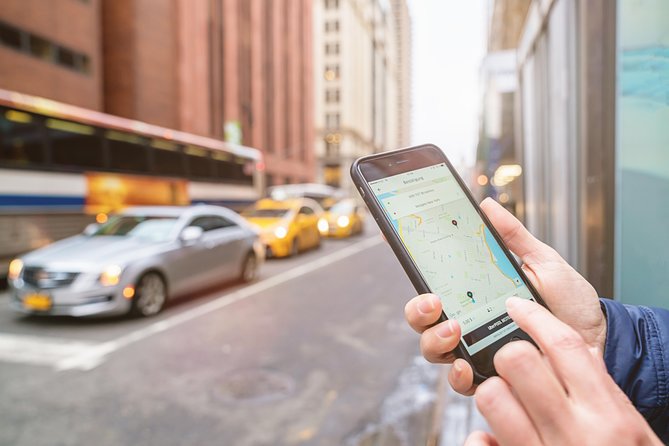 Shuttle Arrival Transfer from Paris Airport to Hotel/ Apartment - Value at $46.72: When This Transfer Beats Taxis
