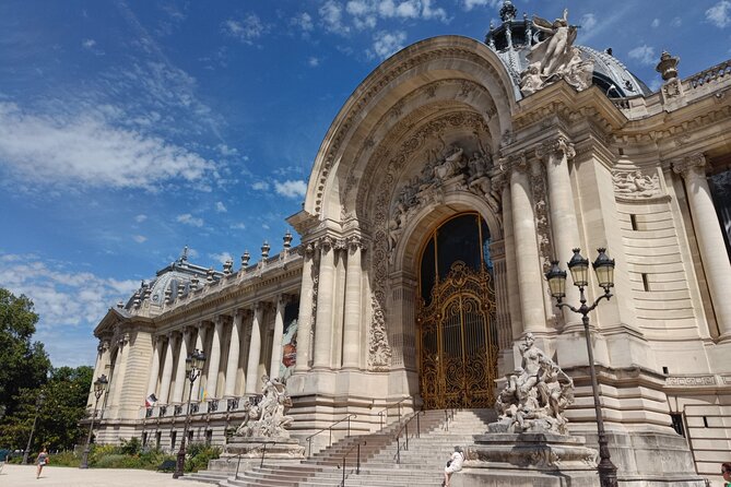 Sightseeing tour of most iconic parisian monuments (rickshaw) - Stops 4 and 5: Grand Palais to Trocadéro for architecture + the best view