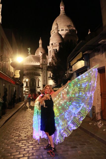 Singing Montmartre by night with a Diva - Price and Value: Is $35 for 90 Minutes a Good Deal?