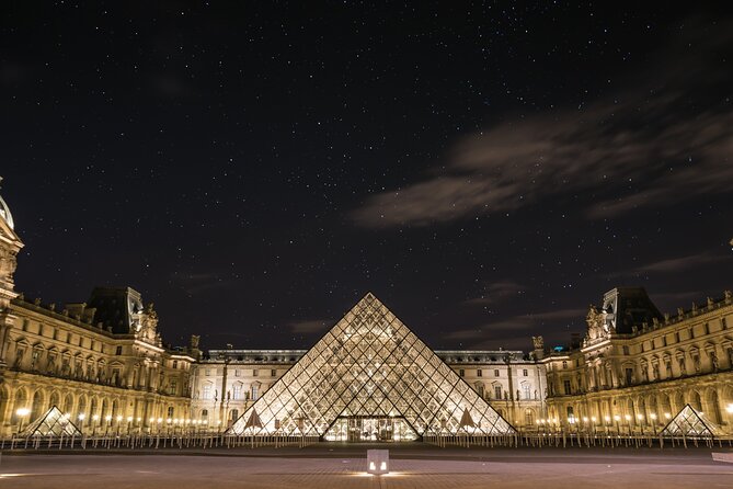 Skip The line Louvre Museum Ticket and Guided Tour - The guide makes the difference: Claudia praise, plus headset concerns