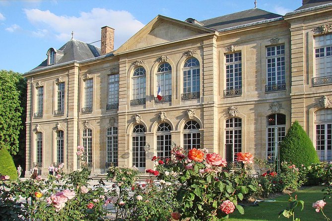 Skip-the-line Rodin Museum - Exclusive Guided Tour - Gardens time: Rodin’s sculptures outside, in daylight