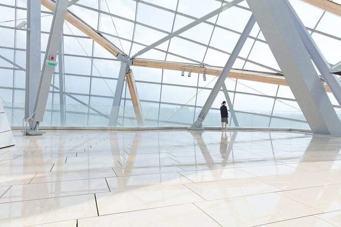 Skip-the-line Ticket Premium Access to Fondation Louis Vuitton - Price and Value: Is $33.60 Worth It?