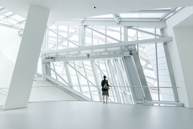 Skip-the-line Ticket Premium Access to Fondation Louis Vuitton - The Gehry Glass Panels Outside: A Quick Visual Checklist