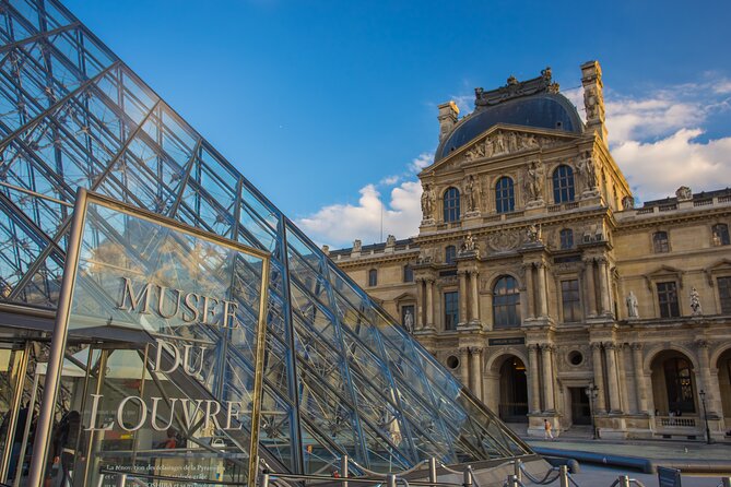 Small-Group Louvre Museum Masterpieces Tour with Access - Meet-up, entry, and what that morning (or afternoon) feels like
