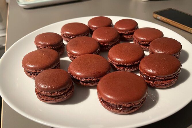 Small Group Parisian Macaron Masterclass (2 people max.) - Why this Paris macaron class feels different than most