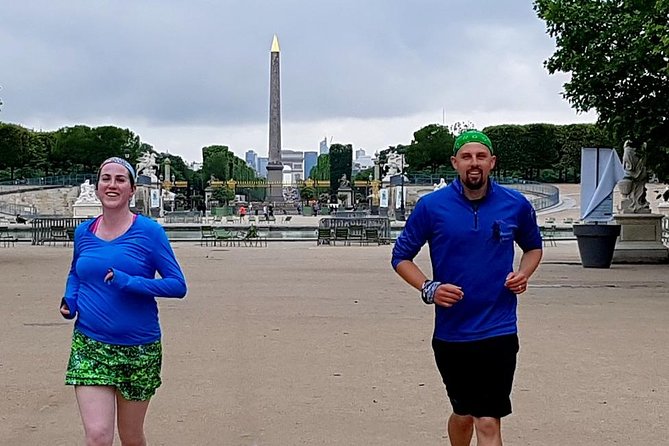 Sports, fun and educational discovery of Paris - A Private Paris Run Through the Classics