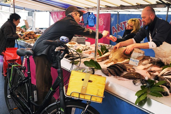 Stroll a Local French market & have a picnic - Who this tour suits best (and who might want something else)