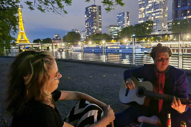 Sunset Picnic with View of Eiffel Tower and Live Music - Weather, Ground Seating, and Who Should Go