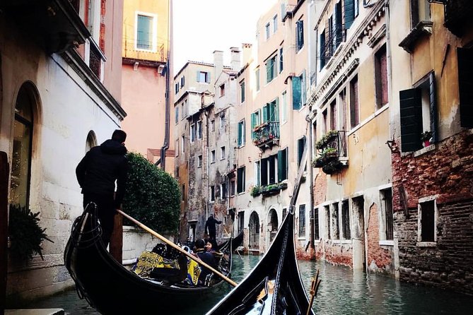 Switzerland, Italy, France 7-Day Taste of Europe Trip from Paris - Rome highlights with optional Vatican and Colosseum upgrades