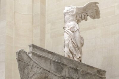 The Best of the Louvre Museum: Private Guided Tour - What Happens Inside the Louvre During Your 3-Hour Focus Route
