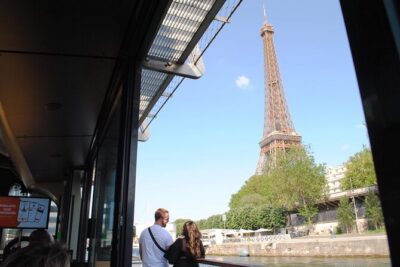 The best sights in Paris with guide - Bastille into the Marais: Place des Vosges and Rue des Rosiers