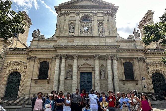 The best sights in Paris with guide - Montmartre and Sacré-Cœur: hills, art streets, and the payoff view