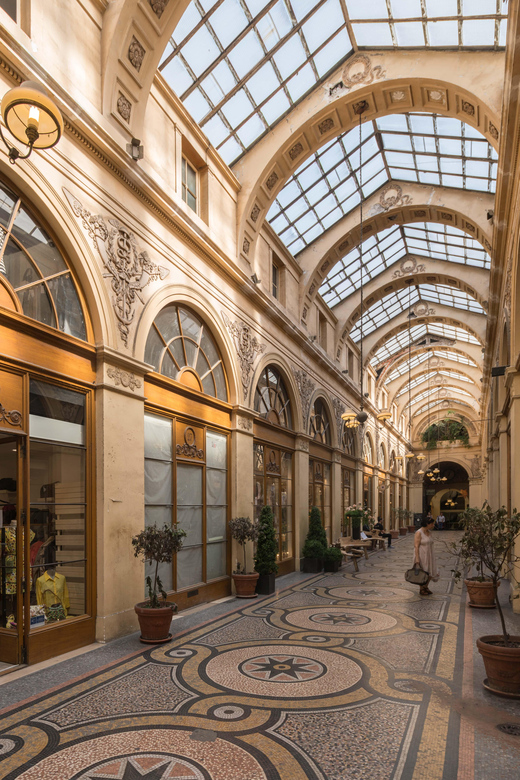 The covered passages of Paris - Galerie Vivienne: Italian mosaics and a glass roof
