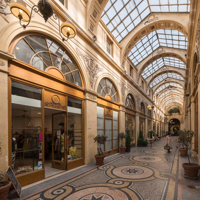 The covered passages of Paris - Galerie Colbert: exhibitions in a passage setting