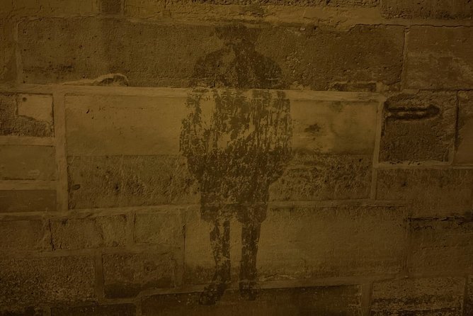 The Darkest Secrets of Paris - A 2-hour walk that turns big Paris sights into dark story stages