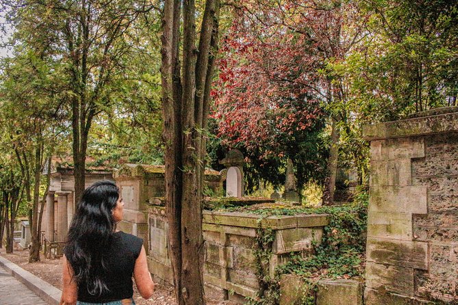 The Famous Graves of Père Lachaise - Self-Guided Audio Tour - Opening hours and timing: plan for a morning or afternoon sprint