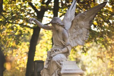 The Famous Graves of Père Lachaise - Self-Guided Audio Tour - How the tour works on your phone (and how to avoid common problems)
