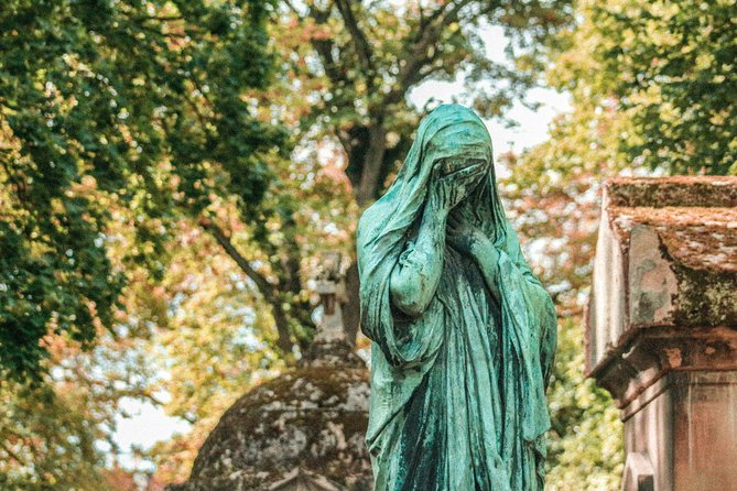 The Famous Graves of Père Lachaise - Self-Guided Audio Tour - The route: nine stops tied to big names and bigger stories