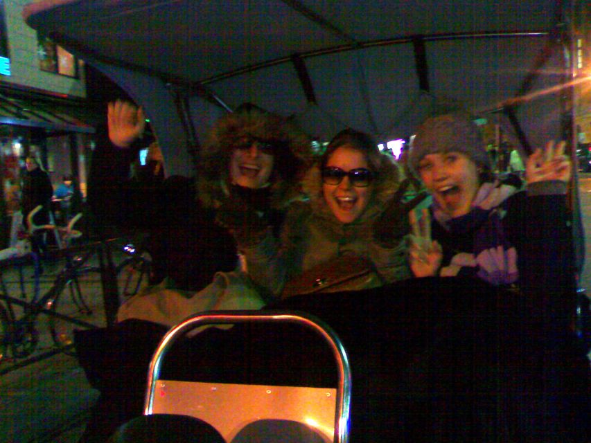 The Latin Quarter: 2, 3 or 4H Private Tuk-tuk Tour in Paris - Comfort and weather: blanket, rain cover, and practical pacing