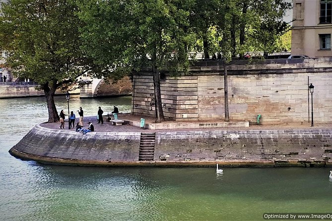 The Medieval Heart of Paris - History Walk (Small Group Tour) - Notre-Dame: a virtual visit that still teaches you a lot