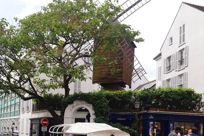 The Paris of the Parisians - Cité Florale: flower streets and peace inside the city