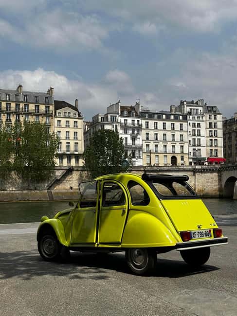 The Paris "Rive Gauche" tour in a vintage Citroën 2CV - Key highlights you’ll feel right away